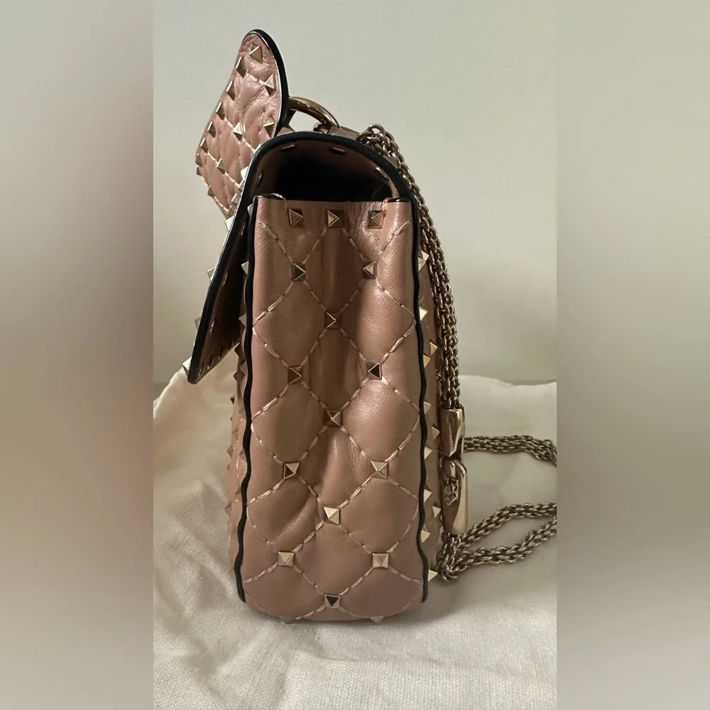 Valentino Garavani Medium Nappa Rockstud Spike Shoulder Bag - Picture 5 of 16